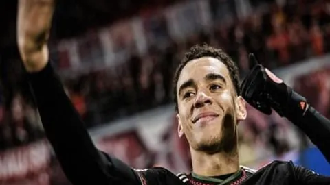 利物浦完胜阿克灵顿：控球率超八成，射门22比8，射正率高达九比一！